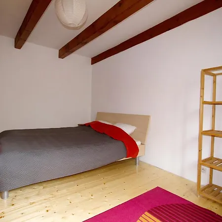 アパート Le Bourdon Bleu A En Bassigny