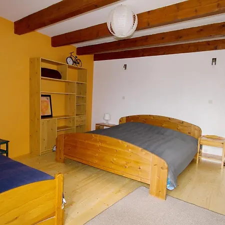 Apartment Le Bourdon Bleu A En Bassigny Celles-en-Bassigny